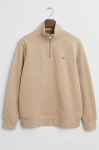 GANT - Regular Fit Shield Half-Zip Sweatshirt in Dry Sand 2008005 277