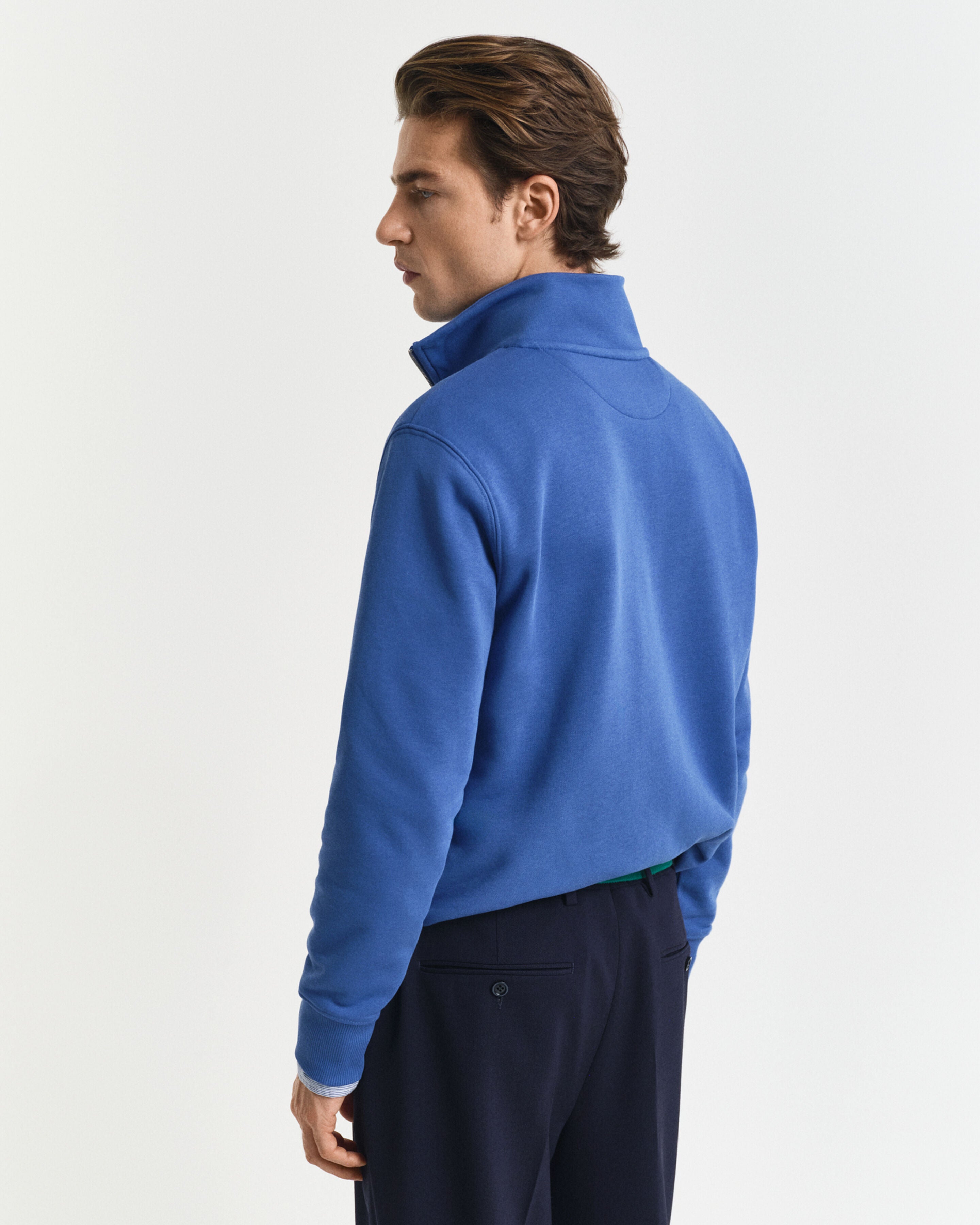 GANT - Regular Fit Shield Half-Zip Sweatshirt in Rich Blue 2008005 407