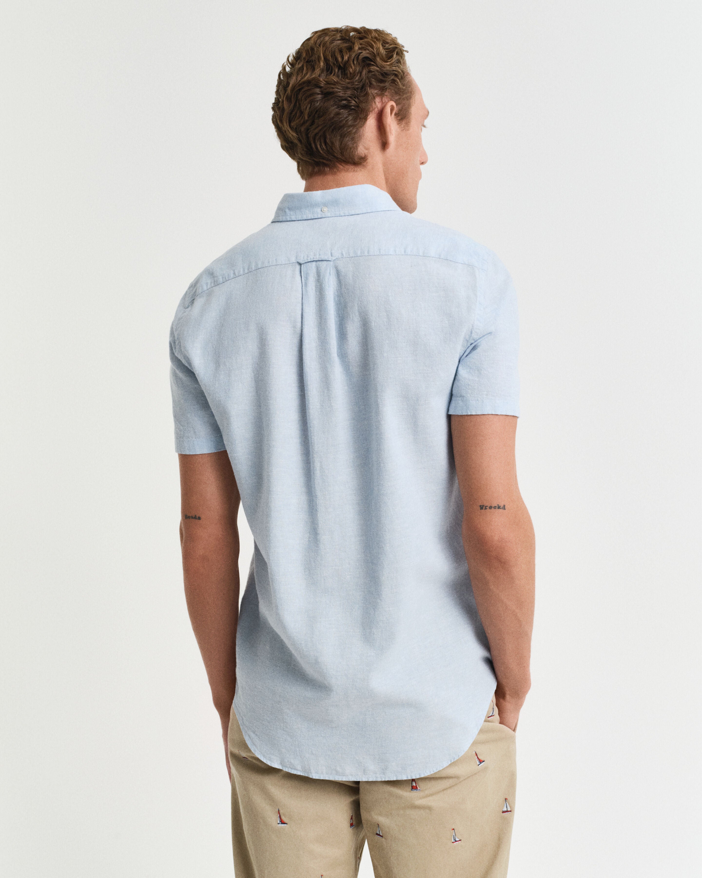 GANT - Regular Fit Cotton Linen Short Sleeve Shirt in Fresh Blue 3250083 457