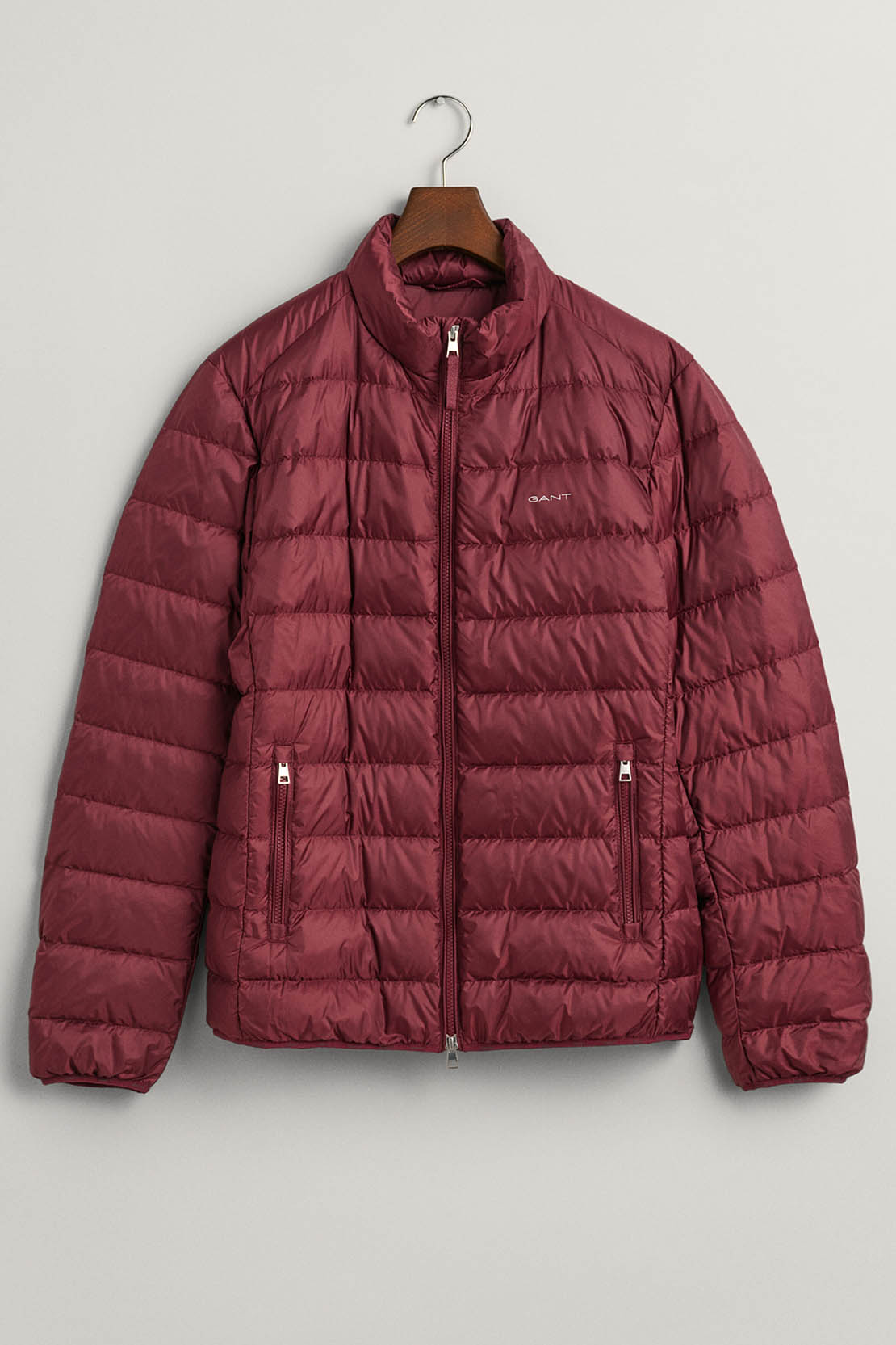 GANT - Light Down Jacket in Wine Red 7006298 638