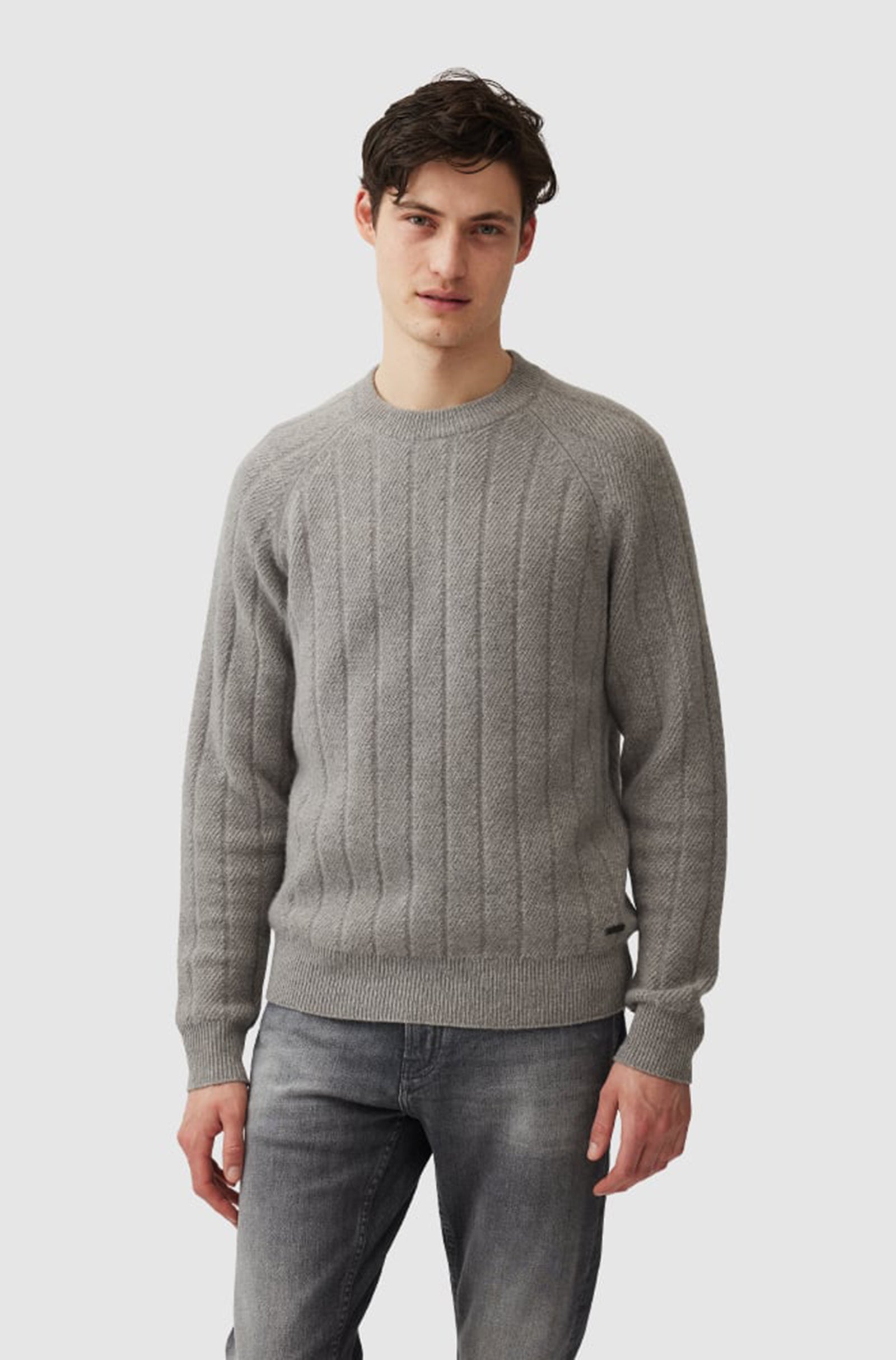 RODD & GUNN - ARROW RIVER KNIT Crew Neck Jumper in Grey Marle 008991-01